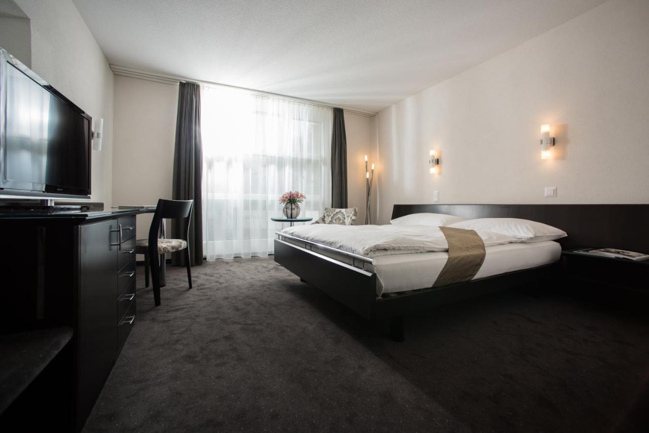 Grand Hotel Les Endroits La Chaux De Fonds Eksteriør billede